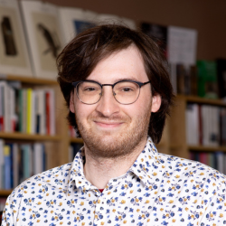 Co-directeur de la librairie l’Alphabet et d’Audition Musik à Rimouski